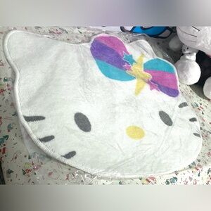 NWT limited edition 2015 Sanrio HELLO KITTY floor rug